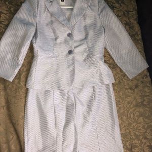 Women’s business suit